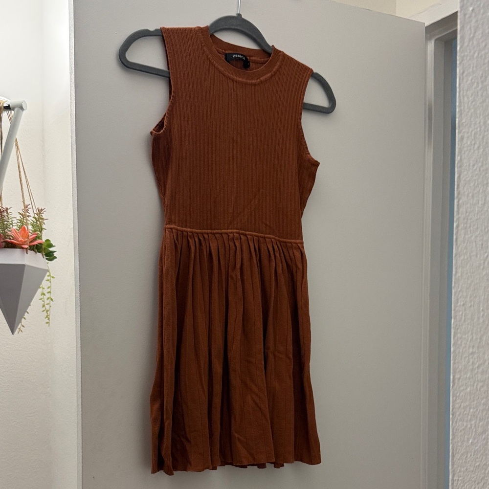 Brown Sleeveless Dress